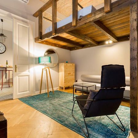 Deluxe Twin Studio In Kazinczy Street Lägenhet Budapest Exteriör bild