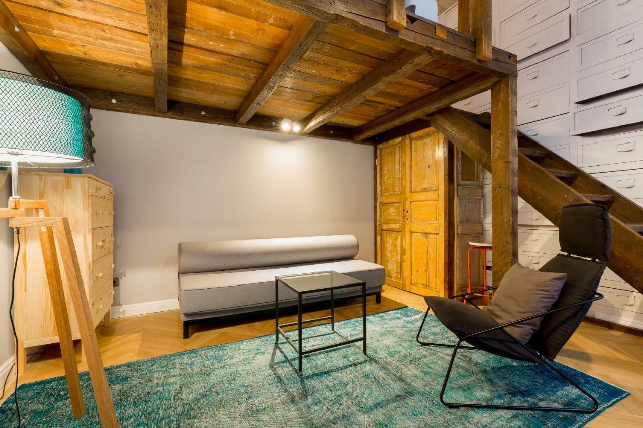 Deluxe Twin Studio In Kazinczy Street Lägenhet Budapest Exteriör bild