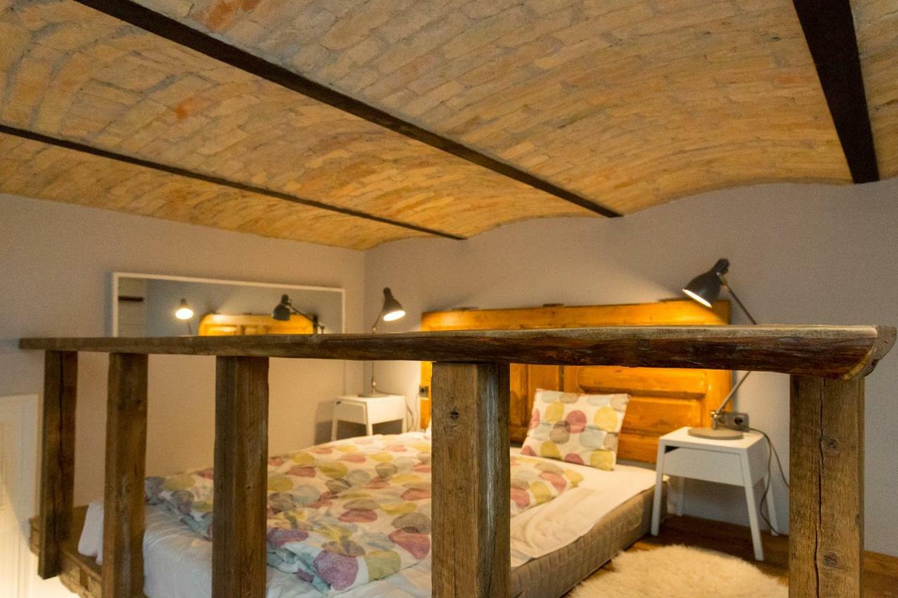 Deluxe Twin Studio In Kazinczy Street Lägenhet Budapest Exteriör bild