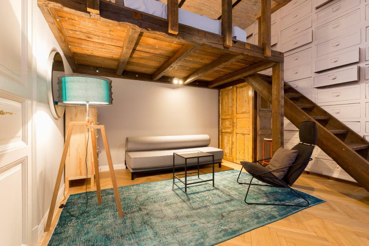 Deluxe Twin Studio In Kazinczy Street Lägenhet Budapest Exteriör bild